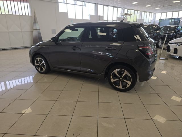 Suzuki Swift 1.2 Hybrid Top EXTRA PROMO+INCENTIVO 2026 - foto 3 di 4