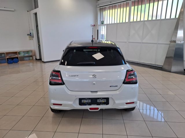 Suzuki Swift 1.2 Hybrid 4WD AllGrip Top PROMO E PRONTA CONSEGNA - foto 4 di 4