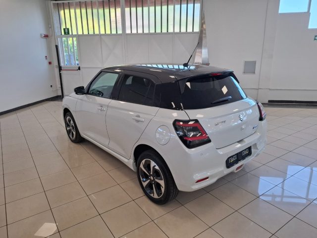 Suzuki Swift 1.2 Hybrid 4WD AllGrip Top PROMO E PRONTA CONSEGNA - foto 3 di 4