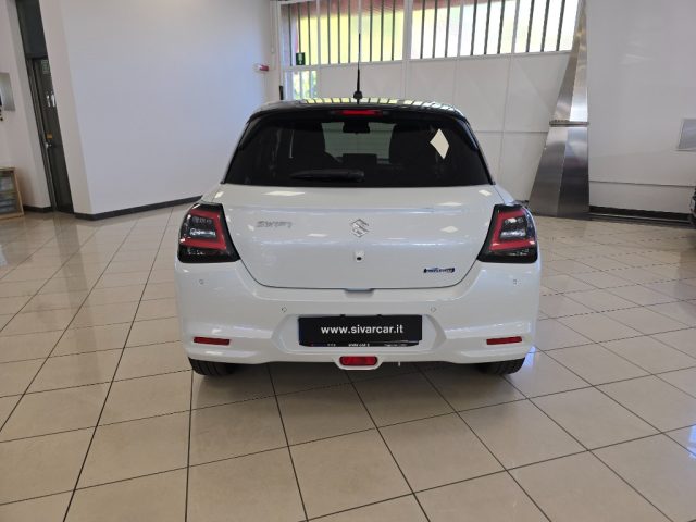 Suzuki Swift 1.2 Hybrid Top Aziendale solo 15.300 km - foto 4 di 4