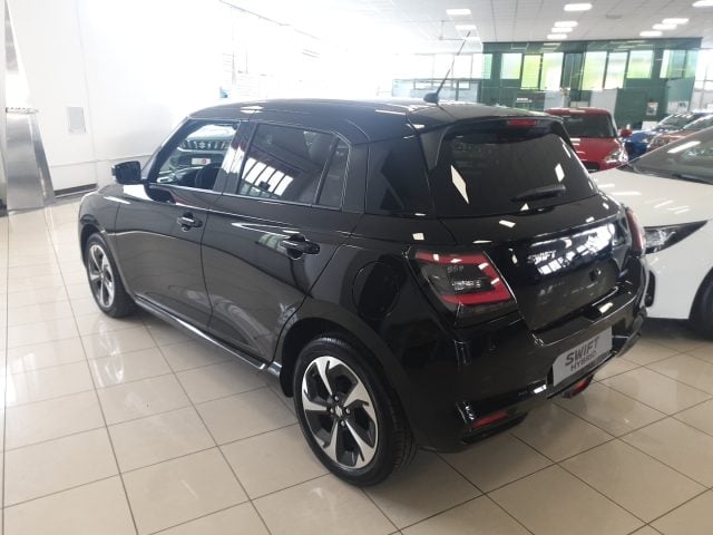 Suzuki Swift 1.2 Hybrid Top EXTRA PROMO+INCENTIVO 2026 - foto 3 di 4