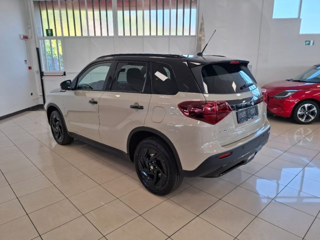 Suzuki Vitara 1.4 Hybrid Top Kuro 4X4 AllGrip EXTRA PROMO+INCENT - foto 3 di 4