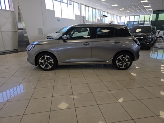 Suzuki Swift 1.2 Hybrid Top EXTRA PROMO+INCENTIVO 2026 - foto 3 di 4