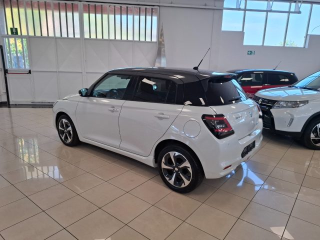 Suzuki Swift 1.2 Hybrid Top EXTRA PROMO+INCENTIVO 2026 - foto 3 di 4