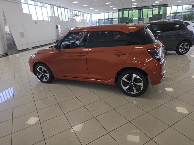 Suzuki Swift 1.2 Hybrid Top CVT EXTRA PROMO+INCENTIVO 2026 - foto 3 di 4