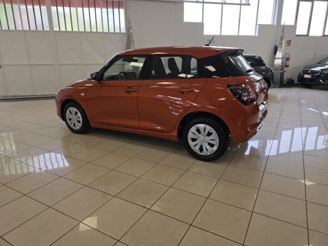 Suzuki Swift 1.2 Hybrid Waku PROMO+INCENTIVO 2026 - foto 3 di 4