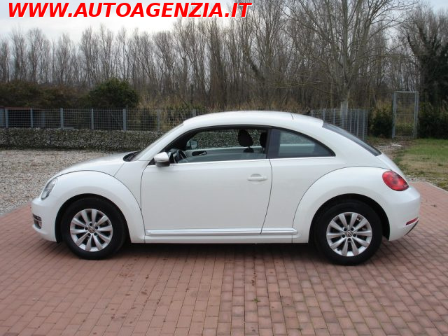 Volkswagen Maggiolino 1.6 TDI Design - foto 3 di 4