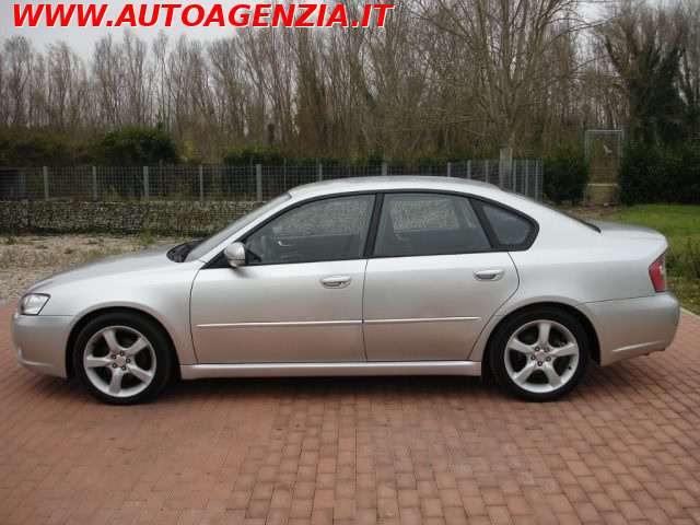 Subaru Legacy 2.0 16V BERLINA - foto 4 di 4