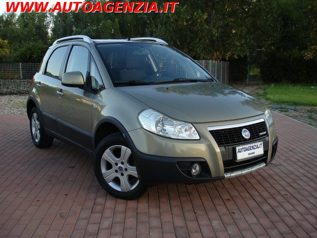 Fiat Sedici 1.9 MJT 4x4 Emotion... usato a RIMINI