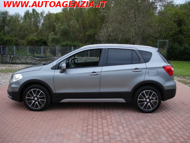 Suzuki S-Cross 1.6 DDiS 4WD 5 porte All Grip Style - foto 4 di 4