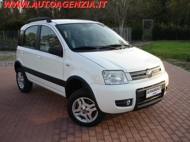 Fiat Panda 1.3 MJT 16V 4x4 Climbing- usato a RIMINI