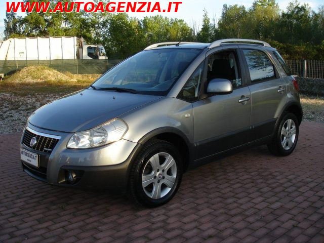 Fiat Sedici 1.9 MJT 4x4 Emotion.. usato a RIMINI
