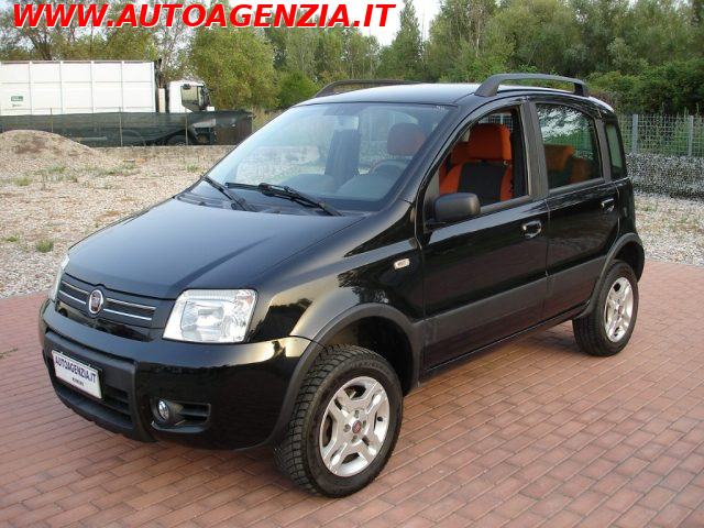 Fiat Panda 1.3 MJT 16V 4x4 Climbing - foto 3 di 4