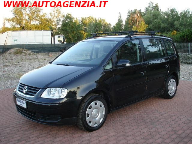 Volkswagen Touran 1.9 TDI 105CV 7 POSTI - foto 2 di 21