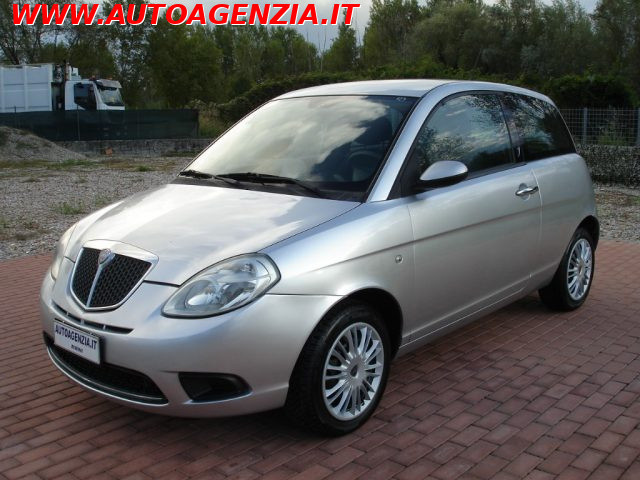 Lancia Ypsilon 1.3 MJT 75 CV Oro - foto 3 di 21