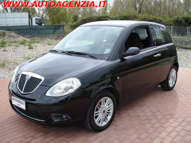 Lancia Ypsilon 1.4 RISTYLING IMP. GPL, del 2008, 112.000 km, in vendita a Rimini (RN)