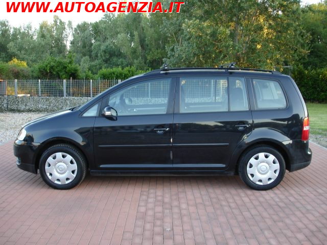 Volkswagen Touran 1.9 TDI 105CV 7 POSTI - foto 4 di 4
