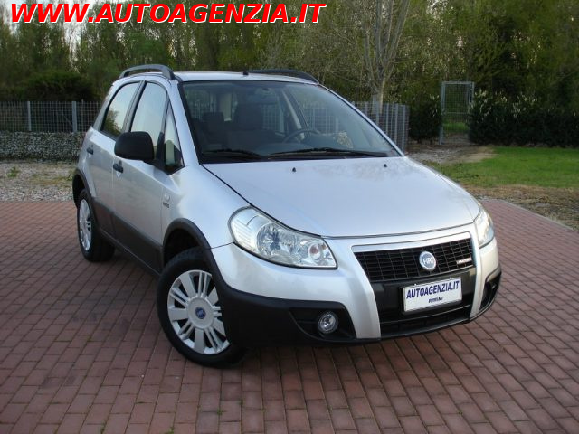Fiat Sedici 1.9 MJT 4x4 Dynamic., del 2007, 132.000 km, in vendita a Rimini (RN)