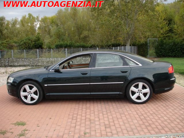Audi A8 3.0 V6 TDI quattro tiptronic - foto 3 di 4