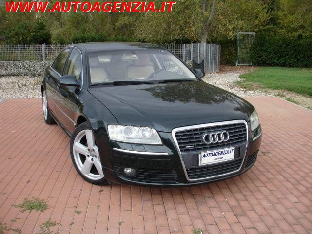 Audi A8 3.0 V6 TDI quattro tiptronic - foto 2 di 4
