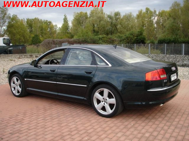 Audi A8 3.0 V6 TDI quattro tiptronic - foto 4 di 4