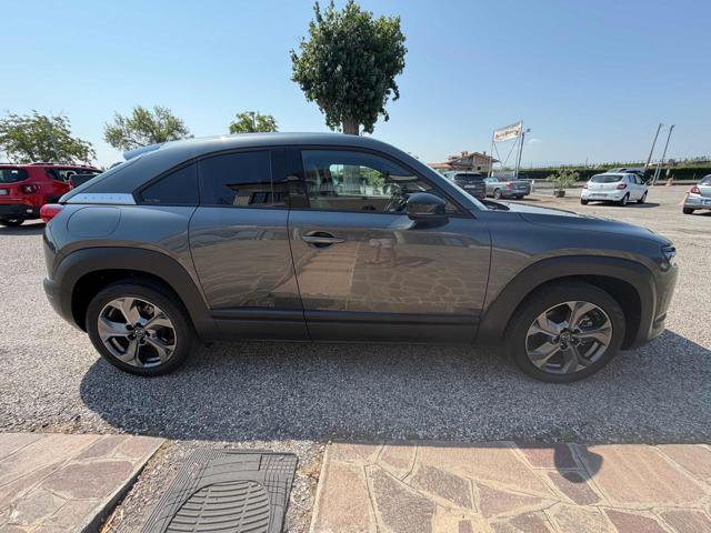 Mazda MX-30 Exclusive - foto 3 di 4