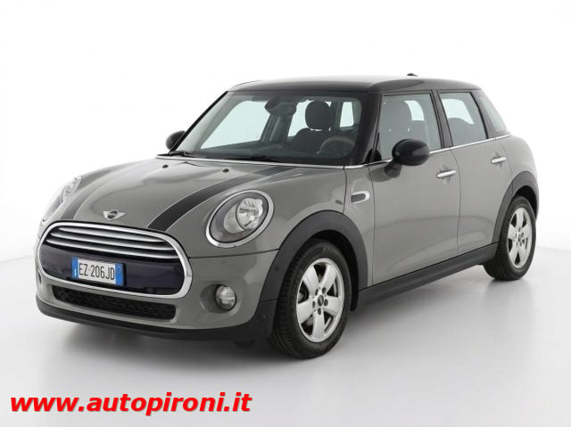MINI Cooper 1.5 5 porte usato a RIMINI