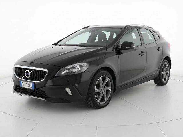 Volvo V40 Cross Country D2 Summum OCEAN RACE, del 2017, 178.000 km, in vendita a Rimini (RN)