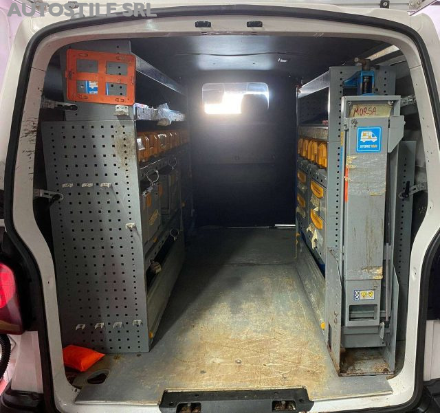 Volkswagen Transporter 2.0 TDI 150cv 4X4 4Motion OFFICINA MOBILE attrezza - foto 3 di 4