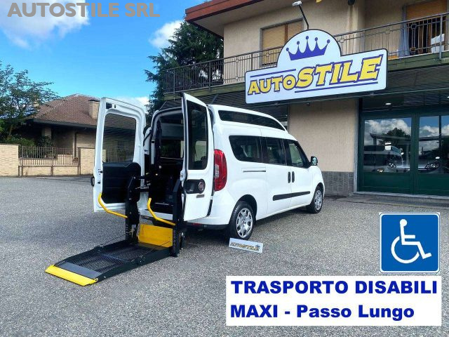 Fiat Doblo MAXI PASSO LUNGO TRASPORTO DISABILI 1.6 M-Jet 120c usato a TORINO