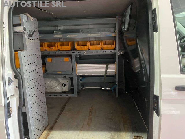 Volkswagen Transporter 2.0 TDI 150cv 4X4 4Motion OFFICINA MOBILE - foto 4 di 4