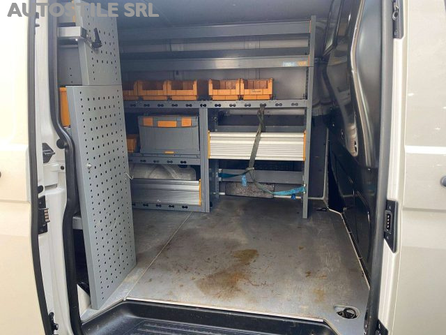 Volkswagen Transporter 2.0 TDI 150cv 4X4 4Motion OFFICINA MOBILE - foto 3 di 4