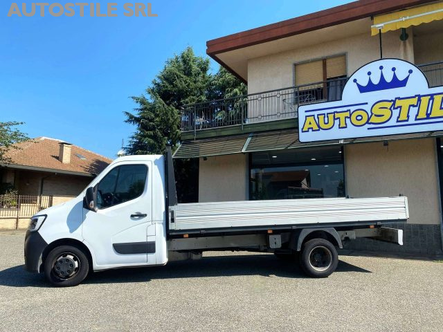 Renault Master 2.3 DCI 130cv CASSONE FISSO RUOTE GEMELLATE - foto 4 di 4