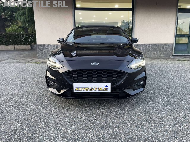 Ford Focus 1.0 ecoboost 125 cv ST-Line - CERCHI 18" - foto 2 di 4