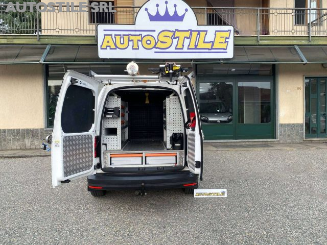 Volkswagen Caddy 2.0 TDI 122CV 4Motion 4X4 OFFICINA MOBILE attrezza - foto 2 di 4