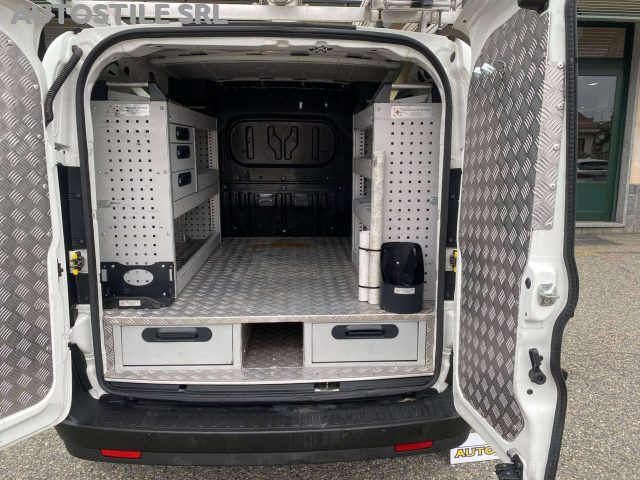 Fiat Doblo 1.6 M-Jet 105cv OFFICINA MOBILE - ATTREZZATO OFFIC - foto 3 di 4