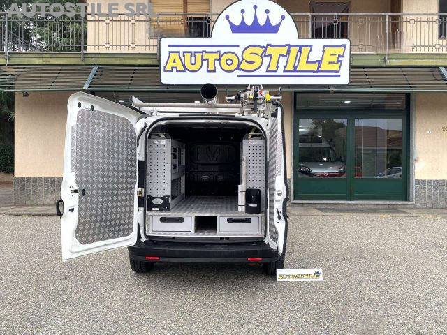 Fiat Doblo 1.6 M-Jet 105cv OFFICINA MOBILE - ATTREZZATO OFFIC - foto 2 di 4