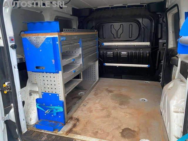 Fiat Doblo 1.6 M-Jet 105cv OFFICINA MOBILE attrezzato allesti - foto 3 di 4