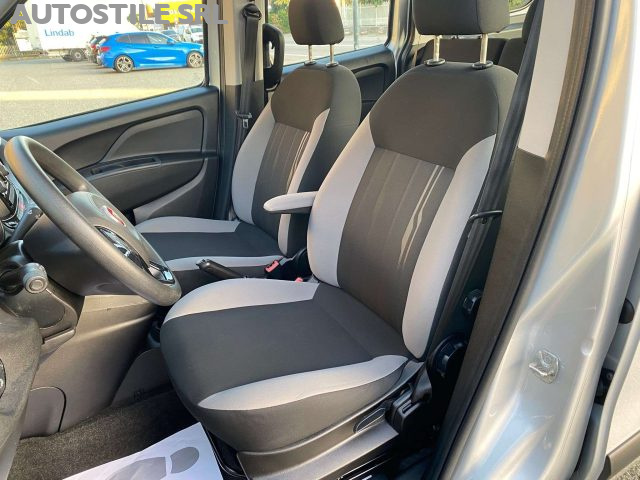 Fiat Doblo Maxi - XL 1.6 M-Jet Passo Lungo Tetto Alto 5 posti, del 2020, 79.127 km, in vendita a Torino (TO)