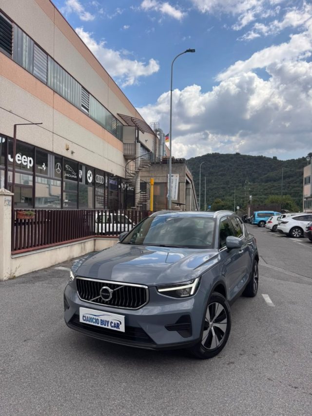 Volvo XC40 T4 Recharge Plug-in Hybrid automatico Plus Bright - foto 3 di 4