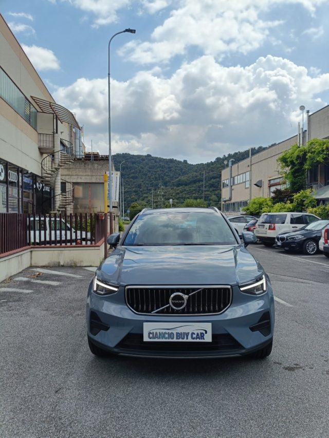 Volvo XC40 T4 Recharge Plug-in Hybrid automatico Plus Bright - foto 2 di 4