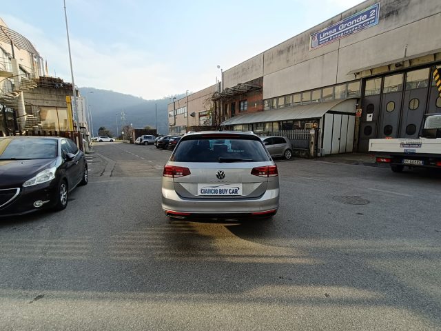 Volkswagen Passat Variant 2.0 TDI SCR EVO Business usato a CONCESIO