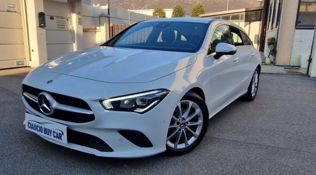 Mercedes-Benz CLA 200 d Automatic Business Extra usato a CONCESIO