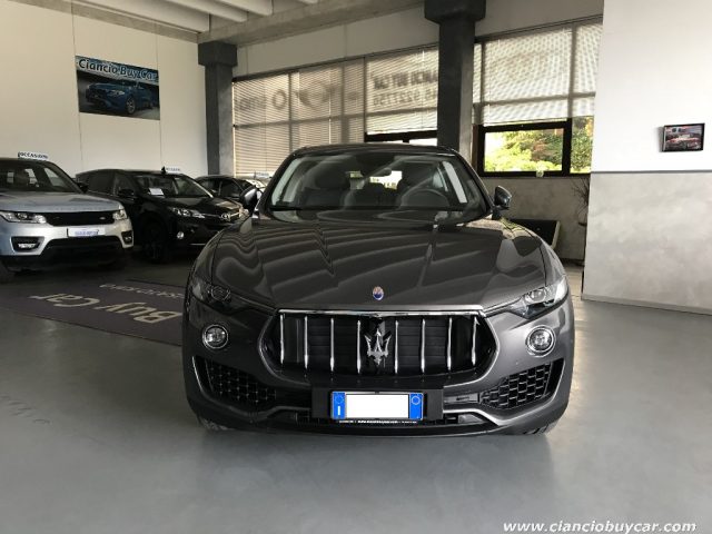Maserati Levante V6 Diesel 250 CV AWD sport - foto 2 di 4