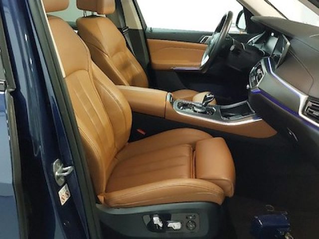 BMW X5 xDrive30d xLine in arrivo - foto 4 di 4