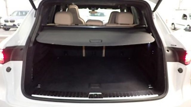 Porsche Cayenne 4.0 V8 Turbo S E-Hybrid IN ARRIVO - foto 3 di 4