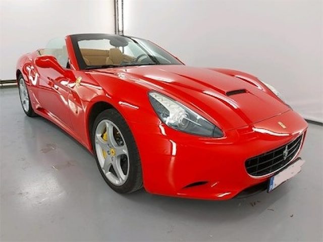 Ferrari California California AUTOMATICA - foto 2 di 4