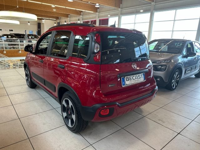 Fiat Panda 1.0 FireFly S&S Hybrid City Cross - foto 4 di 4