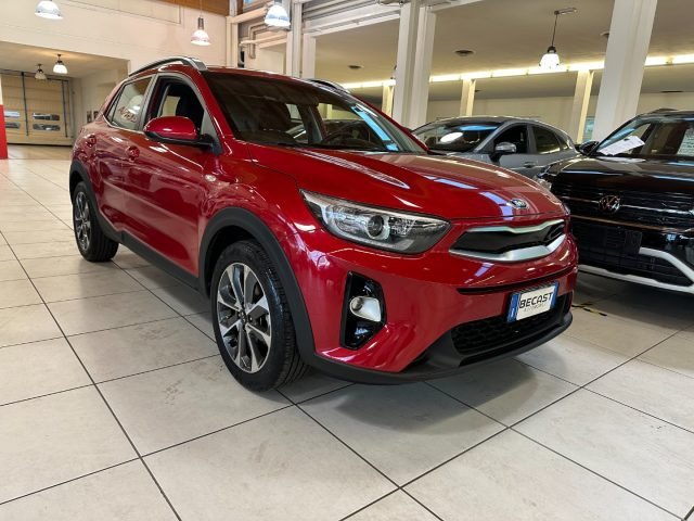 Kia Stonic 1.4 MPI 100 CV Style UNICO PROPRIETARIO - foto 2 di 4