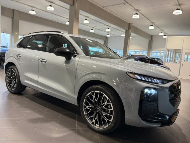 Audi Q3 TDI S tronic S Line edition KM0 - NAVI - TECH PLUS - foto 3 di 4